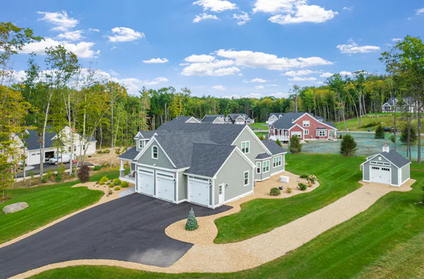 StoneArch at Rollins Hill Farm | Stratham, NH